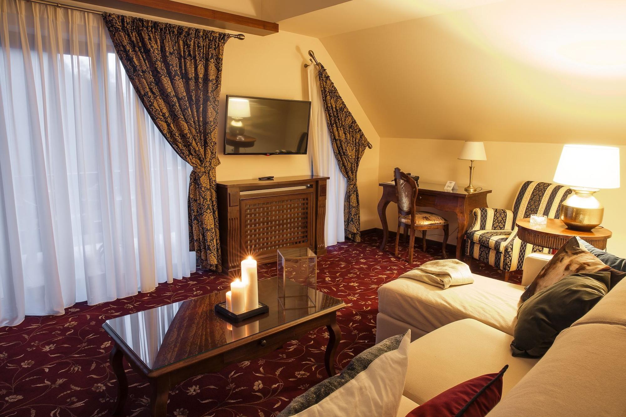 Hotel Boutique Belvedere Sinaia Eksteriør bilde