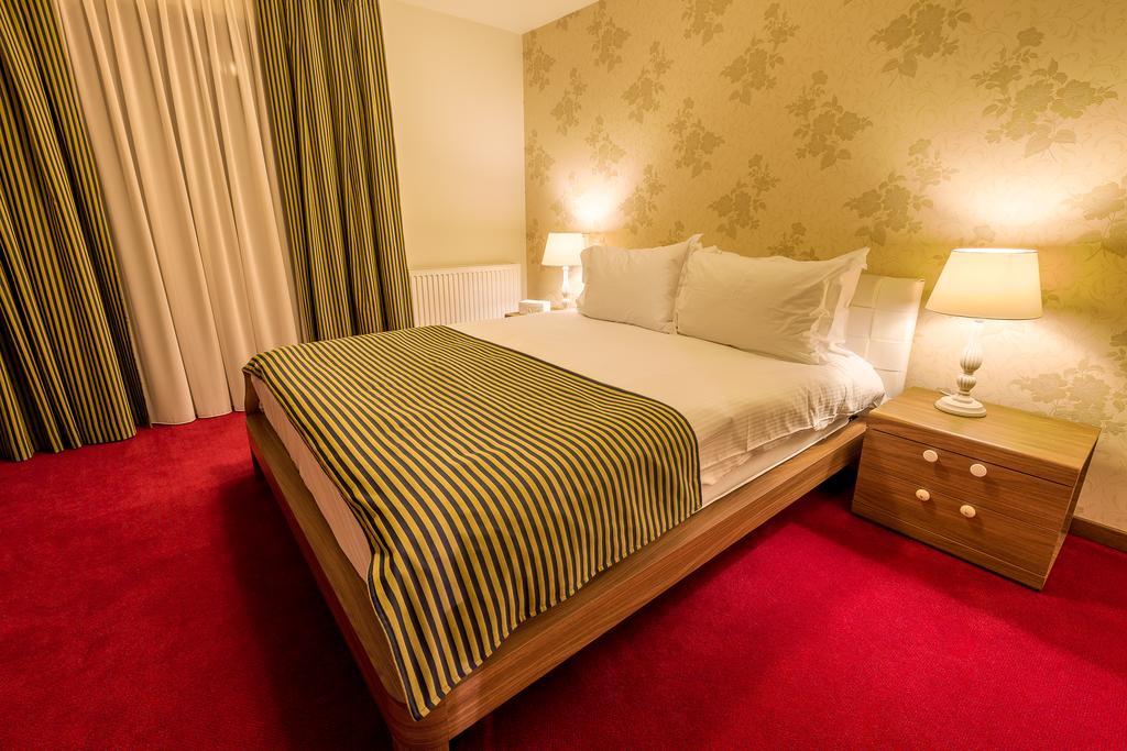 Hotel Boutique Belvedere Sinaia Eksteriør bilde