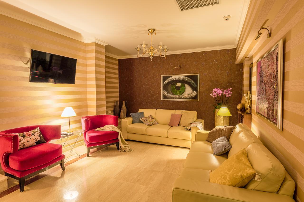 Hotel Boutique Belvedere Sinaia Eksteriør bilde