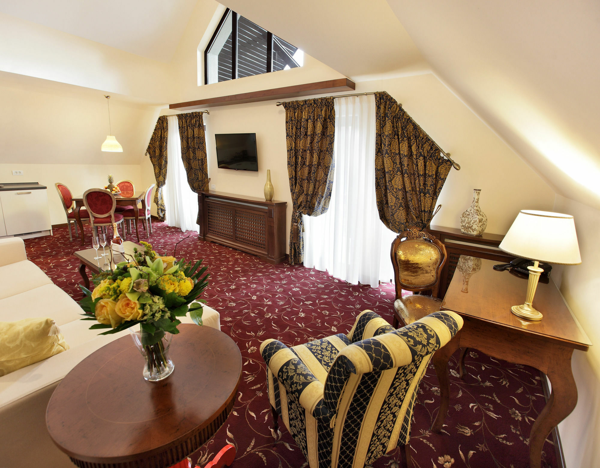 Hotel Boutique Belvedere Sinaia Eksteriør bilde